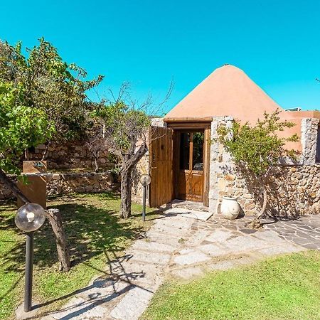 B&B Pettirosso Garden San Teodoro  Bagian luar foto