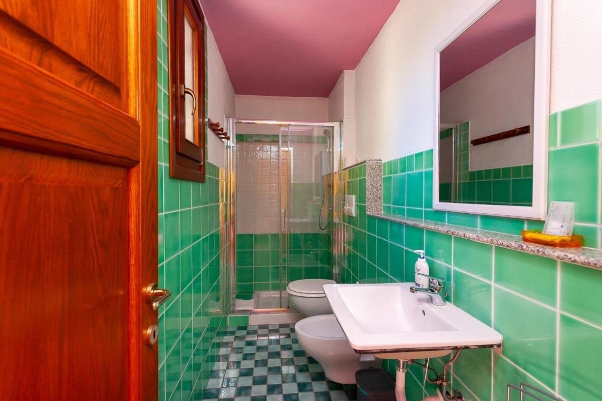 B&B Pettirosso Garden San Teodoro  Bagian luar foto