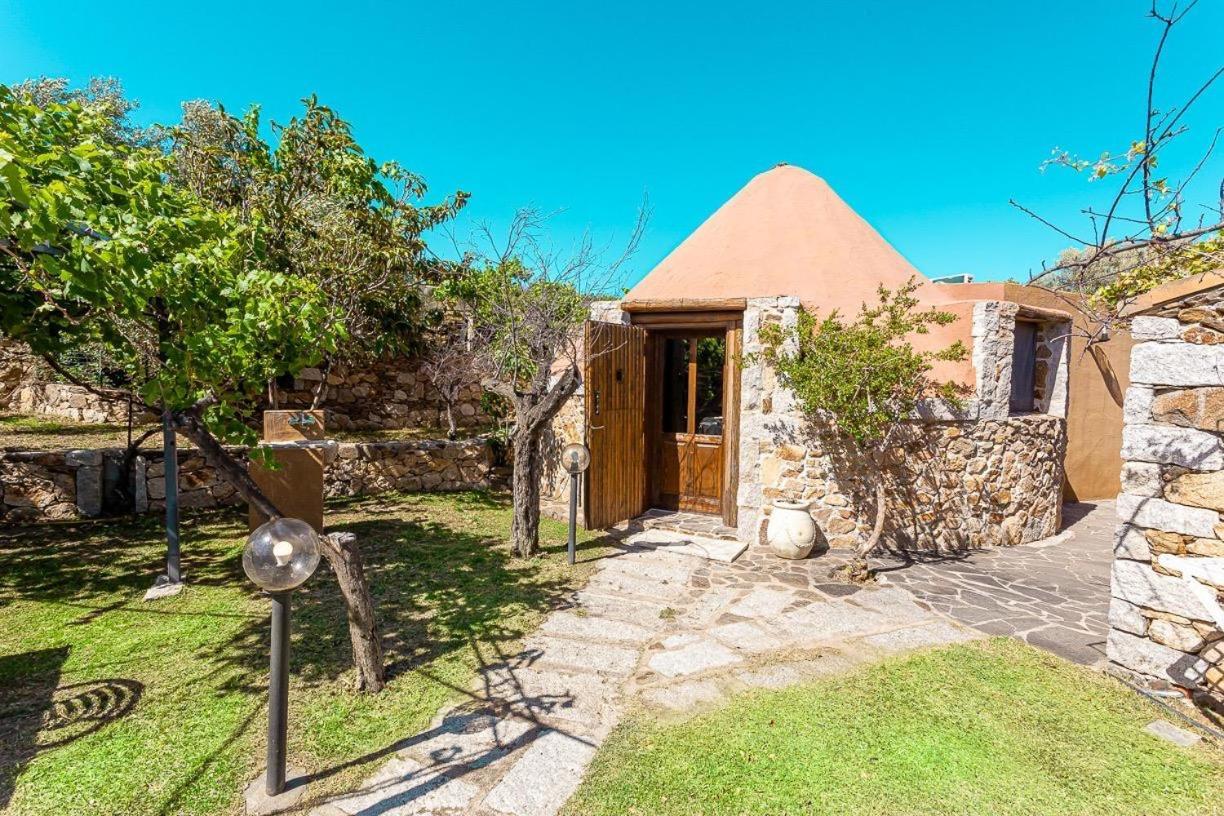 B&B Pettirosso Garden San Teodoro  Bagian luar foto