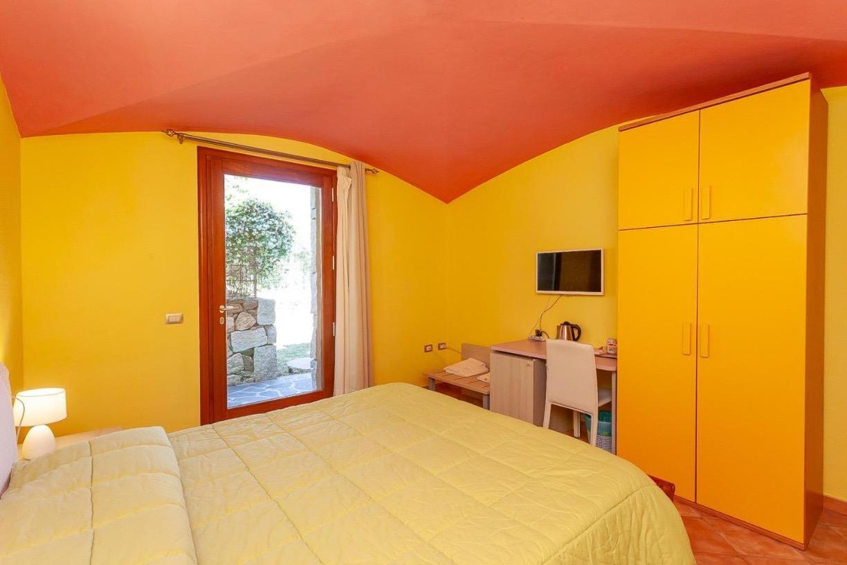 B&B Pettirosso Garden San Teodoro  Bagian luar foto