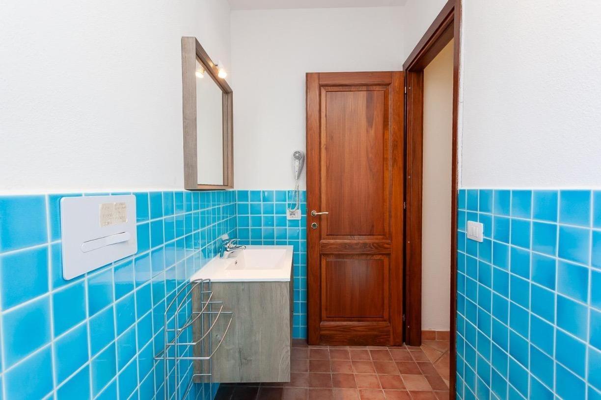 B&B Pettirosso Garden San Teodoro  Bagian luar foto